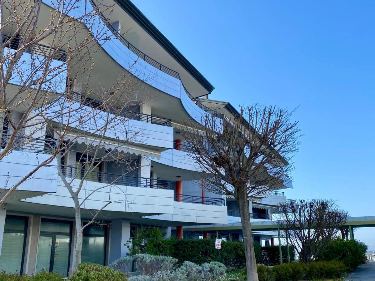 Costa Azzurra Apartment กราโด ภายนอก รูปภาพ